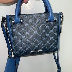 Steve Madden crossbody
